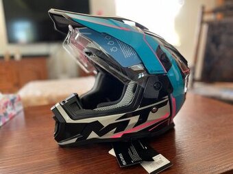 Enduro helma