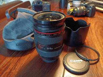 5D Mark II + Canon 24-70 f2.8 L