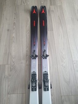 Skialpy Atomic Backland 86 UL + Backland TOUR + SKIN 85/86