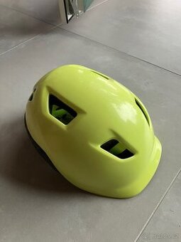 Dětská cyklistická helma BTWIN KH 500 fluo