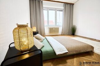 Prodej bytu 2+1 s balkonem (62 m²) - Palackého třída 198/72,