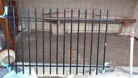 Pilecký - výplň plotu