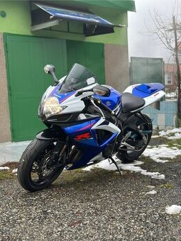 Suzuki GSX-R 750 k7 110kw  původ čr 41t/km