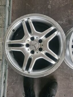 AMG kola 18