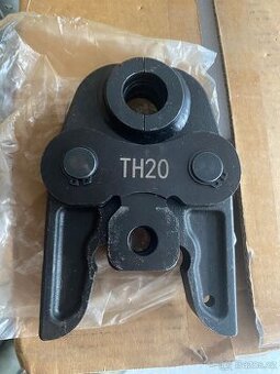 Nové lisovací kleště velikosti 20.