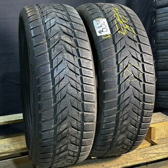 Zimní pneu 235/55 R17 99H Vredestein 6-6,5mm