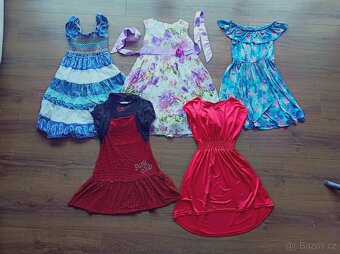 Set dívčího oblečení vel 134-140
