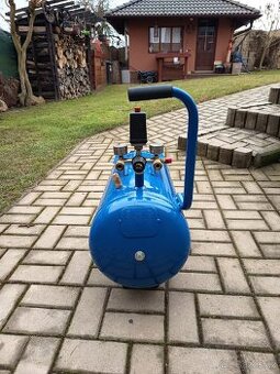 Tlaková nádoba ke kompresoru