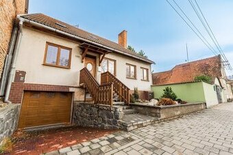 Prodej rodinného domu 5+kk, 187.1 m2, pozemek 245.7 m2, Doln