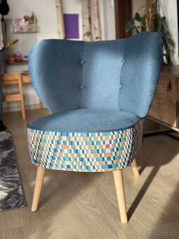 Designové křeslo ušák – moderní, top stav