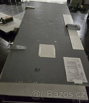 Izolační dveře do chladicích boxů – gastro č. 101