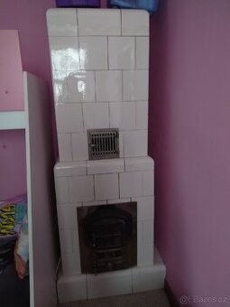 Kachlová kamna staré 1920