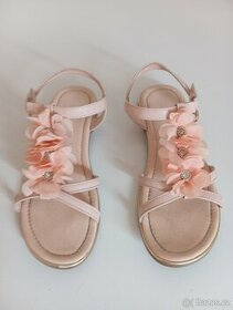 Sandálky vel.34