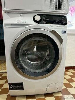 Pračka AEG ProSteam L7FBE48SC – 8kg, parní funkce SUPER STAV