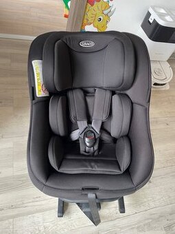 Otočná autosedačka graco turn2me