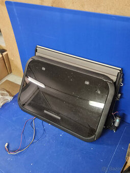 Střešní okno MAN TGX Euro6