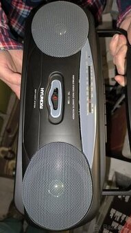 Rádio s kazeťákem Hyundai