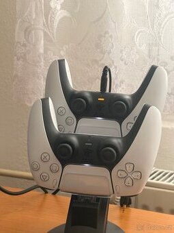 Ovladač dual ps5 (1ks)