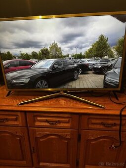 LCD SAMSUNG UE40F6200AW