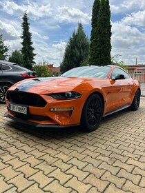 5.0 Ford Mustang,  5,0 GT V8, MagneRide, 10/2020, 30.000 km