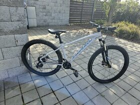 SPECIALIZED PITCH JUNIOR velikost M