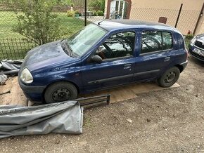 Renault clio benzín