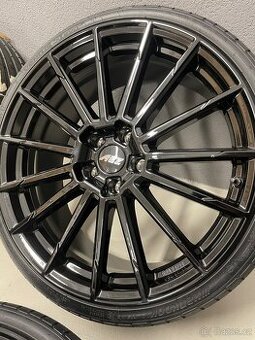 TOP zánovní AEZ Atlanta r20 8.5J 5x112