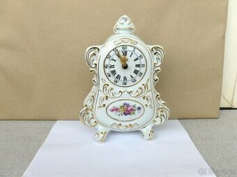 Porcelánové hodiny RoyalDux České Baroko funkční