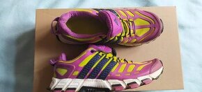 Běžecké boty Adidas RAVEN 3