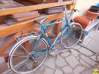 Favorit /retro
