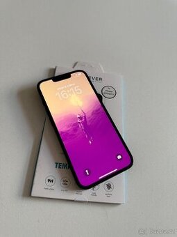 Apple iPhone 13 128 GB Černá