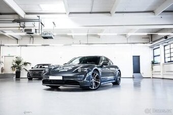 Porsche Taycan 4S CROSS TURISMO