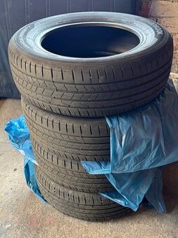 Nové Letní pneu 215/65 R17