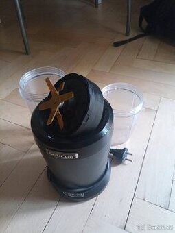 Stolní mixer