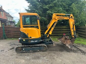 Hyundai 25-9Zak Minibagr 2.8T + 3x lžíce