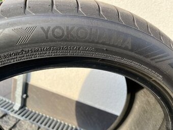 Prodám 2 ks Yokohama Advan Sport V107 275/40 R20 106W