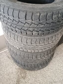 Jeep cherokee 235/75R15