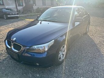 BMW 530i E60 MysticBlau / nahradni dily