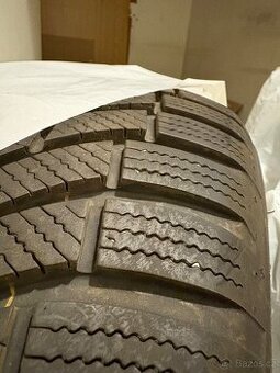 Prodám zimní pneu na škoda Karoq 225/50R18 95W