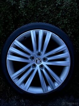 235/40r19 Sirius alu kola