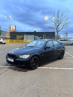 Bmw e90 320i 110kw