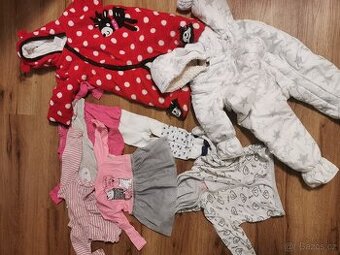 Pytel s oblečením holka 6-9 měsíců