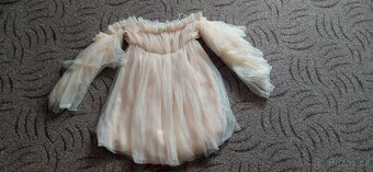 RŮZNÉ ŠATY VÝBĚR V GALERII KUS 50KČ