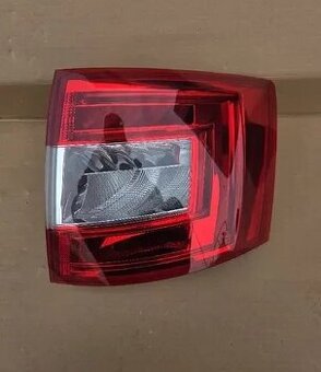 Pravé zadní LED světlo Škoda Octavia 3 III combi