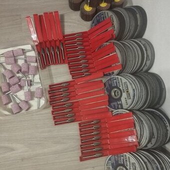 Brusivo, řezné kotouče,frézky,šňůrky, brusná teliska