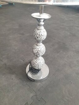 Designova lampa stolni