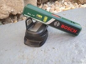 laserová vodováha bosch