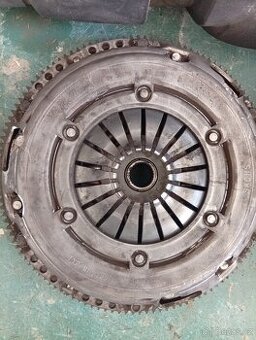 Prodám komplet spojku na škoda Octavia 2,1.6 75kw,