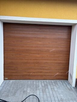 Rolovsci garazova vrata