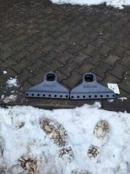 Kozlíky na točnu Scania